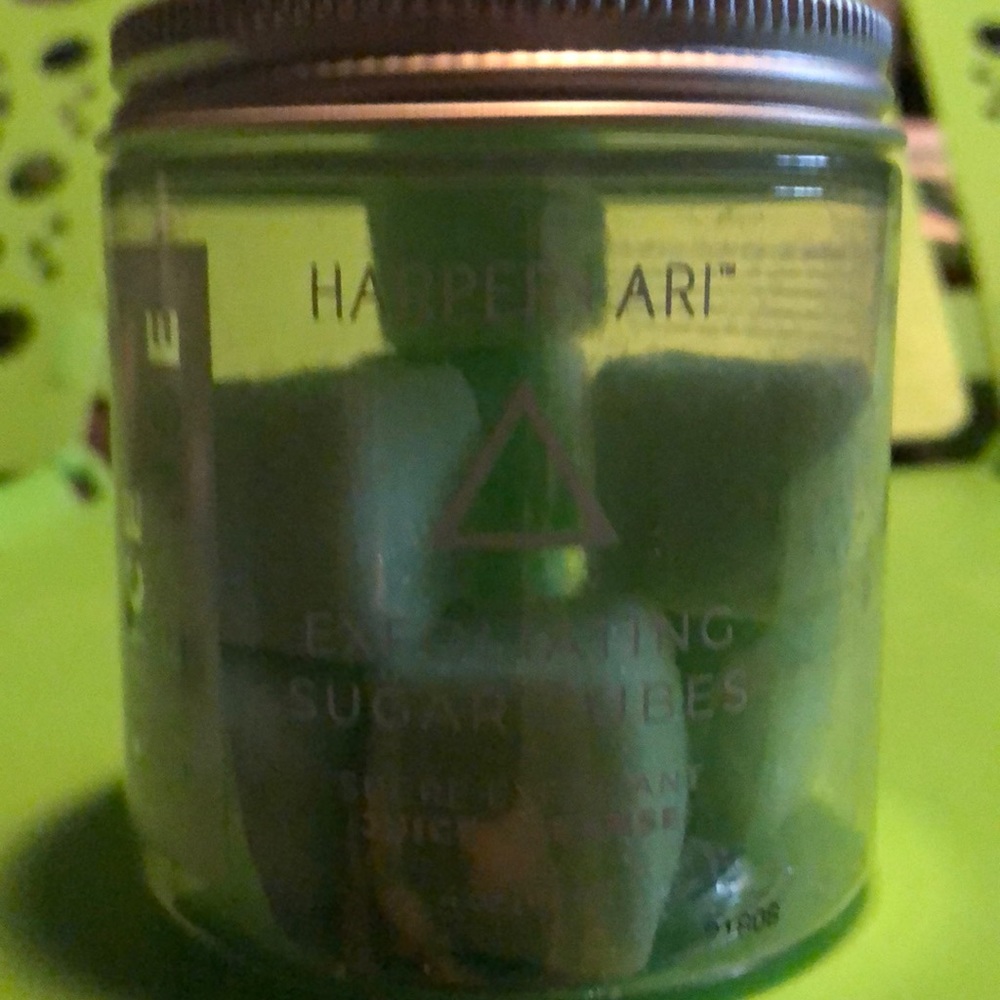 Exfoliating Sugar Cubes - Picture 2 of 3